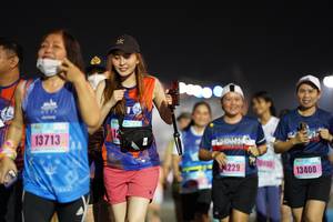 BIB: 13713, 229, 13400
                            <button type="button" onclick="openModal(17096259)" class="btn btn-primary btn-sm float-right btn-popup" data-toggle="modal" data-target=".modal-high-quality">
                        <i class="fas fa-shopping-cart"></i> Add to Cart
                    </button>
                                            <button type="button" onclick="isThisMe(17096259, true)" class="btn btn-success btn-sm float-right btn-popup btn-isme hidden" data-toggle="tooltip" data-placement="bottom" title="นี่คือรูปของคุณใช่ไหม คลิกที่นี่เพื่อเอาเข้าอัลบั้ม">
                        <i class="fas fa-plus"></i> Add to album
                    </button>
                    <button type="button" onclick="isThisMe(17096259, false)" class="btn btn-warning btn-sm float-right btn-popup btn-isnotme hidden">
                        <i class="fas fa-ban"></i> Remove from album
                    </button>