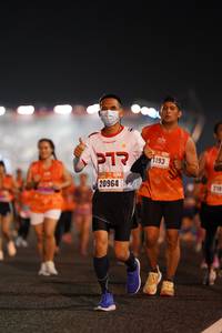 BIB: 1193, 20964, 210
                            <button type="button" onclick="openModal(17017897)" class="btn btn-primary btn-sm float-right btn-popup" data-toggle="modal" data-target=".modal-high-quality">
                        <i class="fas fa-shopping-cart"></i> Add to Cart
                    </button>
                                            <button type="button" onclick="isThisMe(17017897, true)" class="btn btn-success btn-sm float-right btn-popup btn-isme hidden" data-toggle="tooltip" data-placement="bottom" title="นี่คือรูปของคุณใช่ไหม คลิกที่นี่เพื่อเอาเข้าอัลบั้ม">
                        <i class="fas fa-plus"></i> Add to album
                    </button>
                    <button type="button" onclick="isThisMe(17017897, false)" class="btn btn-warning btn-sm float-right btn-popup btn-isnotme hidden">
                        <i class="fas fa-ban"></i> Remove from album
                    </button>