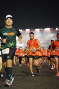 BIB: 792, 9421
                            <button type="button" onclick="openModal(17023136)" class="btn btn-primary btn-sm float-right btn-popup" data-toggle="modal" data-target=".modal-high-quality">
                        <i class="fas fa-shopping-cart"></i> Add to Cart
                    </button>
                                            <button type="button" onclick="isThisMe(17023136, true)" class="btn btn-success btn-sm float-right btn-popup btn-isme hidden" data-toggle="tooltip" data-placement="bottom" title="นี่คือรูปของคุณใช่ไหม คลิกที่นี่เพื่อเอาเข้าอัลบั้ม">
                        <i class="fas fa-plus"></i> Add to album
                    </button>
                    <button type="button" onclick="isThisMe(17023136, false)" class="btn btn-warning btn-sm float-right btn-popup btn-isnotme hidden">
                        <i class="fas fa-ban"></i> Remove from album
                    </button>