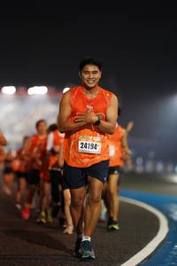 BIB: 24194
                            <button type="button" onclick="openModal(17019734)" class="btn btn-primary btn-sm float-right btn-popup" data-toggle="modal" data-target=".modal-high-quality">
                        <i class="fas fa-shopping-cart"></i> Add to Cart
                    </button>
                                            <button type="button" onclick="isThisMe(17019734, true)" class="btn btn-success btn-sm float-right btn-popup btn-isme hidden" data-toggle="tooltip" data-placement="bottom" title="นี่คือรูปของคุณใช่ไหม คลิกที่นี่เพื่อเอาเข้าอัลบั้ม">
                        <i class="fas fa-plus"></i> Add to album
                    </button>
                    <button type="button" onclick="isThisMe(17019734, false)" class="btn btn-warning btn-sm float-right btn-popup btn-isnotme hidden">
                        <i class="fas fa-ban"></i> Remove from album
                    </button>