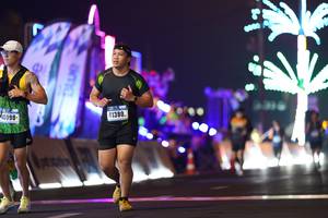 BIB: 0098, 41380
                            <button type="button" onclick="openModal(17292388)" class="btn btn-primary btn-sm float-right btn-popup" data-toggle="modal" data-target=".modal-high-quality">
                        <i class="fas fa-shopping-cart"></i> Add to Cart
                    </button>
                                            <button type="button" onclick="isThisMe(17292388, true)" class="btn btn-success btn-sm float-right btn-popup btn-isme hidden" data-toggle="tooltip" data-placement="bottom" title="นี่คือรูปของคุณใช่ไหม คลิกที่นี่เพื่อเอาเข้าอัลบั้ม">
                        <i class="fas fa-plus"></i> Add to album
                    </button>
                    <button type="button" onclick="isThisMe(17292388, false)" class="btn btn-warning btn-sm float-right btn-popup btn-isnotme hidden">
                        <i class="fas fa-ban"></i> Remove from album
                    </button>