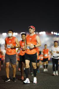 BIB: 2082, 242
                            <button type="button" onclick="openModal(17023757)" class="btn btn-primary btn-sm float-right btn-popup" data-toggle="modal" data-target=".modal-high-quality">
                        <i class="fas fa-shopping-cart"></i> Add to Cart
                    </button>
                                            <button type="button" onclick="isThisMe(17023757, true)" class="btn btn-success btn-sm float-right btn-popup btn-isme hidden" data-toggle="tooltip" data-placement="bottom" title="นี่คือรูปของคุณใช่ไหม คลิกที่นี่เพื่อเอาเข้าอัลบั้ม">
                        <i class="fas fa-plus"></i> Add to album
                    </button>
                    <button type="button" onclick="isThisMe(17023757, false)" class="btn btn-warning btn-sm float-right btn-popup btn-isnotme hidden">
                        <i class="fas fa-ban"></i> Remove from album
                    </button>