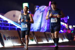 BIB: 43126, 42920
                            <button type="button" onclick="openModal(17268968)" class="btn btn-primary btn-sm float-right btn-popup" data-toggle="modal" data-target=".modal-high-quality">
                        <i class="fas fa-shopping-cart"></i> Add to Cart
                    </button>
                                            <button type="button" onclick="isThisMe(17268968, true)" class="btn btn-success btn-sm float-right btn-popup btn-isme hidden" data-toggle="tooltip" data-placement="bottom" title="นี่คือรูปของคุณใช่ไหม คลิกที่นี่เพื่อเอาเข้าอัลบั้ม">
                        <i class="fas fa-plus"></i> Add to album
                    </button>
                    <button type="button" onclick="isThisMe(17268968, false)" class="btn btn-warning btn-sm float-right btn-popup btn-isnotme hidden">
                        <i class="fas fa-ban"></i> Remove from album
                    </button>