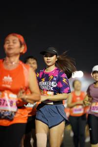 BIB: 578, 275
                            <button type="button" onclick="openModal(17019188)" class="btn btn-primary btn-sm float-right btn-popup" data-toggle="modal" data-target=".modal-high-quality">
                        <i class="fas fa-shopping-cart"></i> Add to Cart
                    </button>
                                            <button type="button" onclick="isThisMe(17019188, true)" class="btn btn-success btn-sm float-right btn-popup btn-isme hidden" data-toggle="tooltip" data-placement="bottom" title="นี่คือรูปของคุณใช่ไหม คลิกที่นี่เพื่อเอาเข้าอัลบั้ม">
                        <i class="fas fa-plus"></i> Add to album
                    </button>
                    <button type="button" onclick="isThisMe(17019188, false)" class="btn btn-warning btn-sm float-right btn-popup btn-isnotme hidden">
                        <i class="fas fa-ban"></i> Remove from album
                    </button>