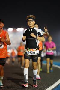 BIB: 20056
                            <button type="button" onclick="openModal(17003190)" class="btn btn-primary btn-sm float-right btn-popup" data-toggle="modal" data-target=".modal-high-quality">
                        <i class="fas fa-shopping-cart"></i> Add to Cart
                    </button>
                                            <button type="button" onclick="isThisMe(17003190, true)" class="btn btn-success btn-sm float-right btn-popup btn-isme hidden" data-toggle="tooltip" data-placement="bottom" title="นี่คือรูปของคุณใช่ไหม คลิกที่นี่เพื่อเอาเข้าอัลบั้ม">
                        <i class="fas fa-plus"></i> Add to album
                    </button>
                    <button type="button" onclick="isThisMe(17003190, false)" class="btn btn-warning btn-sm float-right btn-popup btn-isnotme hidden">
                        <i class="fas fa-ban"></i> Remove from album
                    </button>