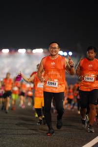 BIB: 24093, 23993
                            <button type="button" onclick="openModal(17028317)" class="btn btn-primary btn-sm float-right btn-popup" data-toggle="modal" data-target=".modal-high-quality">
                        <i class="fas fa-shopping-cart"></i> Add to Cart
                    </button>
                                            <button type="button" onclick="isThisMe(17028317, true)" class="btn btn-success btn-sm float-right btn-popup btn-isme hidden" data-toggle="tooltip" data-placement="bottom" title="นี่คือรูปของคุณใช่ไหม คลิกที่นี่เพื่อเอาเข้าอัลบั้ม">
                        <i class="fas fa-plus"></i> Add to album
                    </button>
                    <button type="button" onclick="isThisMe(17028317, false)" class="btn btn-warning btn-sm float-right btn-popup btn-isnotme hidden">
                        <i class="fas fa-ban"></i> Remove from album
                    </button>