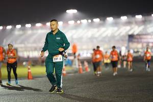 BIB: 001, 230
                            <button type="button" onclick="openModal(17043595)" class="btn btn-primary btn-sm float-right btn-popup" data-toggle="modal" data-target=".modal-high-quality">
                        <i class="fas fa-shopping-cart"></i> Add to Cart
                    </button>
                                            <button type="button" onclick="isThisMe(17043595, true)" class="btn btn-success btn-sm float-right btn-popup btn-isme hidden" data-toggle="tooltip" data-placement="bottom" title="นี่คือรูปของคุณใช่ไหม คลิกที่นี่เพื่อเอาเข้าอัลบั้ม">
                        <i class="fas fa-plus"></i> Add to album
                    </button>
                    <button type="button" onclick="isThisMe(17043595, false)" class="btn btn-warning btn-sm float-right btn-popup btn-isnotme hidden">
                        <i class="fas fa-ban"></i> Remove from album
                    </button>