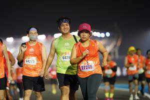 BIB: 64275, 6428, 27245
                            <button type="button" onclick="openModal(17040977)" class="btn btn-primary btn-sm float-right btn-popup" data-toggle="modal" data-target=".modal-high-quality">
                        <i class="fas fa-shopping-cart"></i> Add to Cart
                    </button>
                                            <button type="button" onclick="isThisMe(17040977, true)" class="btn btn-success btn-sm float-right btn-popup btn-isme hidden" data-toggle="tooltip" data-placement="bottom" title="นี่คือรูปของคุณใช่ไหม คลิกที่นี่เพื่อเอาเข้าอัลบั้ม">
                        <i class="fas fa-plus"></i> Add to album
                    </button>
                    <button type="button" onclick="isThisMe(17040977, false)" class="btn btn-warning btn-sm float-right btn-popup btn-isnotme hidden">
                        <i class="fas fa-ban"></i> Remove from album
                    </button>