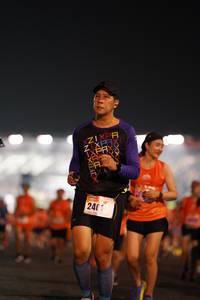 BIB: 240
                            <button type="button" onclick="openModal(17027911)" class="btn btn-primary btn-sm float-right btn-popup" data-toggle="modal" data-target=".modal-high-quality">
                        <i class="fas fa-shopping-cart"></i> Add to Cart
                    </button>
                                            <button type="button" onclick="isThisMe(17027911, true)" class="btn btn-success btn-sm float-right btn-popup btn-isme hidden" data-toggle="tooltip" data-placement="bottom" title="นี่คือรูปของคุณใช่ไหม คลิกที่นี่เพื่อเอาเข้าอัลบั้ม">
                        <i class="fas fa-plus"></i> Add to album
                    </button>
                    <button type="button" onclick="isThisMe(17027911, false)" class="btn btn-warning btn-sm float-right btn-popup btn-isnotme hidden">
                        <i class="fas fa-ban"></i> Remove from album
                    </button>