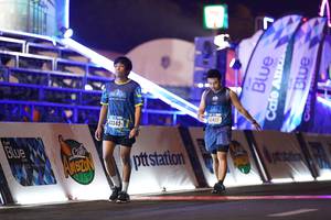 BIB: 1342
                            <button type="button" onclick="openModal(17285312)" class="btn btn-primary btn-sm float-right btn-popup" data-toggle="modal" data-target=".modal-high-quality">
                        <i class="fas fa-shopping-cart"></i> Add to Cart
                    </button>
                                            <button type="button" onclick="isThisMe(17285312, true)" class="btn btn-success btn-sm float-right btn-popup btn-isme hidden" data-toggle="tooltip" data-placement="bottom" title="นี่คือรูปของคุณใช่ไหม คลิกที่นี่เพื่อเอาเข้าอัลบั้ม">
                        <i class="fas fa-plus"></i> Add to album
                    </button>
                    <button type="button" onclick="isThisMe(17285312, false)" class="btn btn-warning btn-sm float-right btn-popup btn-isnotme hidden">
                        <i class="fas fa-ban"></i> Remove from album
                    </button>