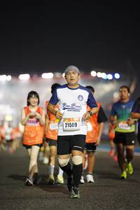 BIB: 2335, 21509
                            <button type="button" onclick="openModal(17005941)" class="btn btn-primary btn-sm float-right btn-popup" data-toggle="modal" data-target=".modal-high-quality">
                        <i class="fas fa-shopping-cart"></i> Add to Cart
                    </button>
                                            <button type="button" onclick="isThisMe(17005941, true)" class="btn btn-success btn-sm float-right btn-popup btn-isme hidden" data-toggle="tooltip" data-placement="bottom" title="นี่คือรูปของคุณใช่ไหม คลิกที่นี่เพื่อเอาเข้าอัลบั้ม">
                        <i class="fas fa-plus"></i> Add to album
                    </button>
                    <button type="button" onclick="isThisMe(17005941, false)" class="btn btn-warning btn-sm float-right btn-popup btn-isnotme hidden">
                        <i class="fas fa-ban"></i> Remove from album
                    </button>