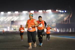 BIB: 4047, 27164
                            <button type="button" onclick="openModal(17044927)" class="btn btn-primary btn-sm float-right btn-popup" data-toggle="modal" data-target=".modal-high-quality">
                        <i class="fas fa-shopping-cart"></i> Add to Cart
                    </button>
                                            <button type="button" onclick="isThisMe(17044927, true)" class="btn btn-success btn-sm float-right btn-popup btn-isme hidden" data-toggle="tooltip" data-placement="bottom" title="นี่คือรูปของคุณใช่ไหม คลิกที่นี่เพื่อเอาเข้าอัลบั้ม">
                        <i class="fas fa-plus"></i> Add to album
                    </button>
                    <button type="button" onclick="isThisMe(17044927, false)" class="btn btn-warning btn-sm float-right btn-popup btn-isnotme hidden">
                        <i class="fas fa-ban"></i> Remove from album
                    </button>