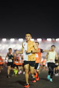 BIB: 0433, 20415
                            <button type="button" onclick="openModal(16984111)" class="btn btn-primary btn-sm float-right btn-popup" data-toggle="modal" data-target=".modal-high-quality">
                        <i class="fas fa-shopping-cart"></i> Add to Cart
                    </button>
                                            <button type="button" onclick="isThisMe(16984111, true)" class="btn btn-success btn-sm float-right btn-popup btn-isme hidden" data-toggle="tooltip" data-placement="bottom" title="นี่คือรูปของคุณใช่ไหม คลิกที่นี่เพื่อเอาเข้าอัลบั้ม">
                        <i class="fas fa-plus"></i> Add to album
                    </button>
                    <button type="button" onclick="isThisMe(16984111, false)" class="btn btn-warning btn-sm float-right btn-popup btn-isnotme hidden">
                        <i class="fas fa-ban"></i> Remove from album
                    </button>