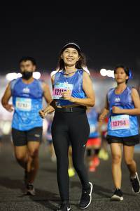 BIB: 1212, 12794
                            <button type="button" onclick="openModal(17076679)" class="btn btn-primary btn-sm float-right btn-popup" data-toggle="modal" data-target=".modal-high-quality">
                        <i class="fas fa-shopping-cart"></i> Add to Cart
                    </button>
                                            <button type="button" onclick="isThisMe(17076679, true)" class="btn btn-success btn-sm float-right btn-popup btn-isme hidden" data-toggle="tooltip" data-placement="bottom" title="นี่คือรูปของคุณใช่ไหม คลิกที่นี่เพื่อเอาเข้าอัลบั้ม">
                        <i class="fas fa-plus"></i> Add to album
                    </button>
                    <button type="button" onclick="isThisMe(17076679, false)" class="btn btn-warning btn-sm float-right btn-popup btn-isnotme hidden">
                        <i class="fas fa-ban"></i> Remove from album
                    </button>