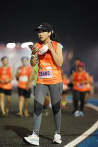 BIB: 25585
                            <button type="button" onclick="openModal(17040922)" class="btn btn-primary btn-sm float-right btn-popup" data-toggle="modal" data-target=".modal-high-quality">
                        <i class="fas fa-shopping-cart"></i> Add to Cart
                    </button>
                                            <button type="button" onclick="isThisMe(17040922, true)" class="btn btn-success btn-sm float-right btn-popup btn-isme hidden" data-toggle="tooltip" data-placement="bottom" title="นี่คือรูปของคุณใช่ไหม คลิกที่นี่เพื่อเอาเข้าอัลบั้ม">
                        <i class="fas fa-plus"></i> Add to album
                    </button>
                    <button type="button" onclick="isThisMe(17040922, false)" class="btn btn-warning btn-sm float-right btn-popup btn-isnotme hidden">
                        <i class="fas fa-ban"></i> Remove from album
                    </button>