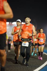 BIB: 225
                            <button type="button" onclick="openModal(17027334)" class="btn btn-primary btn-sm float-right btn-popup" data-toggle="modal" data-target=".modal-high-quality">
                        <i class="fas fa-shopping-cart"></i> Add to Cart
                    </button>
                                            <button type="button" onclick="isThisMe(17027334, true)" class="btn btn-success btn-sm float-right btn-popup btn-isme hidden" data-toggle="tooltip" data-placement="bottom" title="นี่คือรูปของคุณใช่ไหม คลิกที่นี่เพื่อเอาเข้าอัลบั้ม">
                        <i class="fas fa-plus"></i> Add to album
                    </button>
                    <button type="button" onclick="isThisMe(17027334, false)" class="btn btn-warning btn-sm float-right btn-popup btn-isnotme hidden">
                        <i class="fas fa-ban"></i> Remove from album
                    </button>