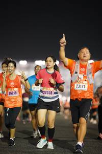 BIB: 27035, 26219
                            <button type="button" onclick="openModal(17029595)" class="btn btn-primary btn-sm float-right btn-popup" data-toggle="modal" data-target=".modal-high-quality">
                        <i class="fas fa-shopping-cart"></i> Add to Cart
                    </button>
                                            <button type="button" onclick="isThisMe(17029595, true)" class="btn btn-success btn-sm float-right btn-popup btn-isme hidden" data-toggle="tooltip" data-placement="bottom" title="นี่คือรูปของคุณใช่ไหม คลิกที่นี่เพื่อเอาเข้าอัลบั้ม">
                        <i class="fas fa-plus"></i> Add to album
                    </button>
                    <button type="button" onclick="isThisMe(17029595, false)" class="btn btn-warning btn-sm float-right btn-popup btn-isnotme hidden">
                        <i class="fas fa-ban"></i> Remove from album
                    </button>