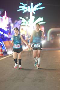 BIB: 055, 40633
                            <button type="button" onclick="openModal(16540090)" class="btn btn-primary btn-sm float-right btn-popup" data-toggle="modal" data-target=".modal-high-quality">
                        <i class="fas fa-shopping-cart"></i> Add to Cart
                    </button>
                                            <button type="button" onclick="isThisMe(16540090, true)" class="btn btn-success btn-sm float-right btn-popup btn-isme hidden" data-toggle="tooltip" data-placement="bottom" title="นี่คือรูปของคุณใช่ไหม คลิกที่นี่เพื่อเอาเข้าอัลบั้ม">
                        <i class="fas fa-plus"></i> Add to album
                    </button>
                    <button type="button" onclick="isThisMe(16540090, false)" class="btn btn-warning btn-sm float-right btn-popup btn-isnotme hidden">
                        <i class="fas fa-ban"></i> Remove from album
                    </button>