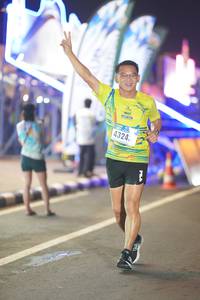 BIB: 4324
                            <button type="button" onclick="openModal(16557932)" class="btn btn-primary btn-sm float-right btn-popup" data-toggle="modal" data-target=".modal-high-quality">
                        <i class="fas fa-shopping-cart"></i> Add to Cart
                    </button>
                                            <button type="button" onclick="isThisMe(16557932, true)" class="btn btn-success btn-sm float-right btn-popup btn-isme hidden" data-toggle="tooltip" data-placement="bottom" title="นี่คือรูปของคุณใช่ไหม คลิกที่นี่เพื่อเอาเข้าอัลบั้ม">
                        <i class="fas fa-plus"></i> Add to album
                    </button>
                    <button type="button" onclick="isThisMe(16557932, false)" class="btn btn-warning btn-sm float-right btn-popup btn-isnotme hidden">
                        <i class="fas fa-ban"></i> Remove from album
                    </button>