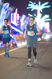 BIB: 40401, 4265
                            <button type="button" onclick="openModal(16550878)" class="btn btn-primary btn-sm float-right btn-popup" data-toggle="modal" data-target=".modal-high-quality">
                        <i class="fas fa-shopping-cart"></i> Add to Cart
                    </button>
                                            <button type="button" onclick="isThisMe(16550878, true)" class="btn btn-success btn-sm float-right btn-popup btn-isme hidden" data-toggle="tooltip" data-placement="bottom" title="นี่คือรูปของคุณใช่ไหม คลิกที่นี่เพื่อเอาเข้าอัลบั้ม">
                        <i class="fas fa-plus"></i> Add to album
                    </button>
                    <button type="button" onclick="isThisMe(16550878, false)" class="btn btn-warning btn-sm float-right btn-popup btn-isnotme hidden">
                        <i class="fas fa-ban"></i> Remove from album
                    </button>