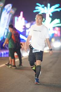 BIB: 430
                            <button type="button" onclick="openModal(16612925)" class="btn btn-primary btn-sm float-right btn-popup" data-toggle="modal" data-target=".modal-high-quality">
                        <i class="fas fa-shopping-cart"></i> Add to Cart
                    </button>
                                            <button type="button" onclick="isThisMe(16612925, true)" class="btn btn-success btn-sm float-right btn-popup btn-isme hidden" data-toggle="tooltip" data-placement="bottom" title="นี่คือรูปของคุณใช่ไหม คลิกที่นี่เพื่อเอาเข้าอัลบั้ม">
                        <i class="fas fa-plus"></i> Add to album
                    </button>
                    <button type="button" onclick="isThisMe(16612925, false)" class="btn btn-warning btn-sm float-right btn-popup btn-isnotme hidden">
                        <i class="fas fa-ban"></i> Remove from album
                    </button>