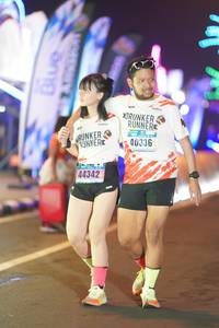 BIB: 40336, 44342
                            <button type="button" onclick="openModal(16597745)" class="btn btn-primary btn-sm float-right btn-popup" data-toggle="modal" data-target=".modal-high-quality">
                        <i class="fas fa-shopping-cart"></i> Add to Cart
                    </button>
                                            <button type="button" onclick="isThisMe(16597745, true)" class="btn btn-success btn-sm float-right btn-popup btn-isme hidden" data-toggle="tooltip" data-placement="bottom" title="นี่คือรูปของคุณใช่ไหม คลิกที่นี่เพื่อเอาเข้าอัลบั้ม">
                        <i class="fas fa-plus"></i> Add to album
                    </button>
                    <button type="button" onclick="isThisMe(16597745, false)" class="btn btn-warning btn-sm float-right btn-popup btn-isnotme hidden">
                        <i class="fas fa-ban"></i> Remove from album
                    </button>