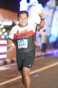 BIB: 42580
                            <button type="button" onclick="openModal(16557806)" class="btn btn-primary btn-sm float-right btn-popup" data-toggle="modal" data-target=".modal-high-quality">
                        <i class="fas fa-shopping-cart"></i> Add to Cart
                    </button>
                                            <button type="button" onclick="isThisMe(16557806, true)" class="btn btn-success btn-sm float-right btn-popup btn-isme hidden" data-toggle="tooltip" data-placement="bottom" title="นี่คือรูปของคุณใช่ไหม คลิกที่นี่เพื่อเอาเข้าอัลบั้ม">
                        <i class="fas fa-plus"></i> Add to album
                    </button>
                    <button type="button" onclick="isThisMe(16557806, false)" class="btn btn-warning btn-sm float-right btn-popup btn-isnotme hidden">
                        <i class="fas fa-ban"></i> Remove from album
                    </button>