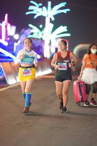 BIB: 3420, 44175
                            <button type="button" onclick="openModal(16597827)" class="btn btn-primary btn-sm float-right btn-popup" data-toggle="modal" data-target=".modal-high-quality">
                        <i class="fas fa-shopping-cart"></i> Add to Cart
                    </button>
                                            <button type="button" onclick="isThisMe(16597827, true)" class="btn btn-success btn-sm float-right btn-popup btn-isme hidden" data-toggle="tooltip" data-placement="bottom" title="นี่คือรูปของคุณใช่ไหม คลิกที่นี่เพื่อเอาเข้าอัลบั้ม">
                        <i class="fas fa-plus"></i> Add to album
                    </button>
                    <button type="button" onclick="isThisMe(16597827, false)" class="btn btn-warning btn-sm float-right btn-popup btn-isnotme hidden">
                        <i class="fas fa-ban"></i> Remove from album
                    </button>