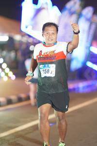 BIB: 258
                            <button type="button" onclick="openModal(16557561)" class="btn btn-primary btn-sm float-right btn-popup" data-toggle="modal" data-target=".modal-high-quality">
                        <i class="fas fa-shopping-cart"></i> Add to Cart
                    </button>
                                            <button type="button" onclick="isThisMe(16557561, true)" class="btn btn-success btn-sm float-right btn-popup btn-isme hidden" data-toggle="tooltip" data-placement="bottom" title="นี่คือรูปของคุณใช่ไหม คลิกที่นี่เพื่อเอาเข้าอัลบั้ม">
                        <i class="fas fa-plus"></i> Add to album
                    </button>
                    <button type="button" onclick="isThisMe(16557561, false)" class="btn btn-warning btn-sm float-right btn-popup btn-isnotme hidden">
                        <i class="fas fa-ban"></i> Remove from album
                    </button>