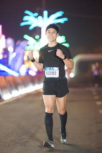 BIB: 43202
                            <button type="button" onclick="openModal(16574163)" class="btn btn-primary btn-sm float-right btn-popup" data-toggle="modal" data-target=".modal-high-quality">
                        <i class="fas fa-shopping-cart"></i> Add to Cart
                    </button>
                                            <button type="button" onclick="isThisMe(16574163, true)" class="btn btn-success btn-sm float-right btn-popup btn-isme hidden" data-toggle="tooltip" data-placement="bottom" title="นี่คือรูปของคุณใช่ไหม คลิกที่นี่เพื่อเอาเข้าอัลบั้ม">
                        <i class="fas fa-plus"></i> Add to album
                    </button>
                    <button type="button" onclick="isThisMe(16574163, false)" class="btn btn-warning btn-sm float-right btn-popup btn-isnotme hidden">
                        <i class="fas fa-ban"></i> Remove from album
                    </button>