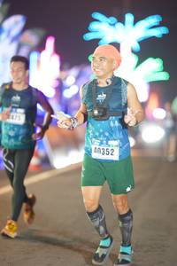 BIB: 475, 40352
                            <button type="button" onclick="openModal(16528507)" class="btn btn-primary btn-sm float-right btn-popup" data-toggle="modal" data-target=".modal-high-quality">
                        <i class="fas fa-shopping-cart"></i> Add to Cart
                    </button>
                                            <button type="button" onclick="isThisMe(16528507, true)" class="btn btn-success btn-sm float-right btn-popup btn-isme hidden" data-toggle="tooltip" data-placement="bottom" title="นี่คือรูปของคุณใช่ไหม คลิกที่นี่เพื่อเอาเข้าอัลบั้ม">
                        <i class="fas fa-plus"></i> Add to album
                    </button>
                    <button type="button" onclick="isThisMe(16528507, false)" class="btn btn-warning btn-sm float-right btn-popup btn-isnotme hidden">
                        <i class="fas fa-ban"></i> Remove from album
                    </button>