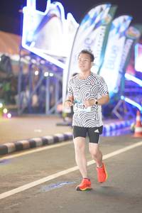 BIB: 4102
                            <button type="button" onclick="openModal(16554555)" class="btn btn-primary btn-sm float-right btn-popup" data-toggle="modal" data-target=".modal-high-quality">
                        <i class="fas fa-shopping-cart"></i> Add to Cart
                    </button>
                                            <button type="button" onclick="isThisMe(16554555, true)" class="btn btn-success btn-sm float-right btn-popup btn-isme hidden" data-toggle="tooltip" data-placement="bottom" title="นี่คือรูปของคุณใช่ไหม คลิกที่นี่เพื่อเอาเข้าอัลบั้ม">
                        <i class="fas fa-plus"></i> Add to album
                    </button>
                    <button type="button" onclick="isThisMe(16554555, false)" class="btn btn-warning btn-sm float-right btn-popup btn-isnotme hidden">
                        <i class="fas fa-ban"></i> Remove from album
                    </button>