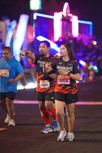 BIB: 24140, 26926, 24084, 
                            <button type="button" onclick="openModal(16617248)" class="btn btn-primary btn-sm float-right btn-popup" data-toggle="modal" data-target=".modal-high-quality">
                        <i class="fas fa-shopping-cart"></i> Add to Cart
                    </button>
                                            <button type="button" onclick="isThisMe(16617248, true)" class="btn btn-success btn-sm float-right btn-popup btn-isme hidden" data-toggle="tooltip" data-placement="bottom" title="นี่คือรูปของคุณใช่ไหม คลิกที่นี่เพื่อเอาเข้าอัลบั้ม">
                        <i class="fas fa-plus"></i> Add to album
                    </button>
                    <button type="button" onclick="isThisMe(16617248, false)" class="btn btn-warning btn-sm float-right btn-popup btn-isnotme hidden">
                        <i class="fas fa-ban"></i> Remove from album
                    </button>