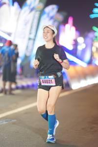 BIB: 44021
                            <button type="button" onclick="openModal(16609887)" class="btn btn-primary btn-sm float-right btn-popup" data-toggle="modal" data-target=".modal-high-quality">
                        <i class="fas fa-shopping-cart"></i> Add to Cart
                    </button>
                                            <button type="button" onclick="isThisMe(16609887, true)" class="btn btn-success btn-sm float-right btn-popup btn-isme hidden" data-toggle="tooltip" data-placement="bottom" title="นี่คือรูปของคุณใช่ไหม คลิกที่นี่เพื่อเอาเข้าอัลบั้ม">
                        <i class="fas fa-plus"></i> Add to album
                    </button>
                    <button type="button" onclick="isThisMe(16609887, false)" class="btn btn-warning btn-sm float-right btn-popup btn-isnotme hidden">
                        <i class="fas fa-ban"></i> Remove from album
                    </button>