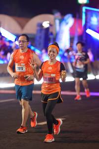 BIB: 22015, 102
                            <button type="button" onclick="openModal(16626462)" class="btn btn-primary btn-sm float-right btn-popup" data-toggle="modal" data-target=".modal-high-quality">
                        <i class="fas fa-shopping-cart"></i> Add to Cart
                    </button>
                                            <button type="button" onclick="isThisMe(16626462, true)" class="btn btn-success btn-sm float-right btn-popup btn-isme hidden" data-toggle="tooltip" data-placement="bottom" title="นี่คือรูปของคุณใช่ไหม คลิกที่นี่เพื่อเอาเข้าอัลบั้ม">
                        <i class="fas fa-plus"></i> Add to album
                    </button>
                    <button type="button" onclick="isThisMe(16626462, false)" class="btn btn-warning btn-sm float-right btn-popup btn-isnotme hidden">
                        <i class="fas fa-ban"></i> Remove from album
                    </button>