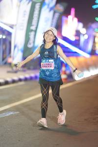 BIB: 44220
                            <button type="button" onclick="openModal(16601882)" class="btn btn-primary btn-sm float-right btn-popup" data-toggle="modal" data-target=".modal-high-quality">
                        <i class="fas fa-shopping-cart"></i> Add to Cart
                    </button>
                                            <button type="button" onclick="isThisMe(16601882, true)" class="btn btn-success btn-sm float-right btn-popup btn-isme hidden" data-toggle="tooltip" data-placement="bottom" title="นี่คือรูปของคุณใช่ไหม คลิกที่นี่เพื่อเอาเข้าอัลบั้ม">
                        <i class="fas fa-plus"></i> Add to album
                    </button>
                    <button type="button" onclick="isThisMe(16601882, false)" class="btn btn-warning btn-sm float-right btn-popup btn-isnotme hidden">
                        <i class="fas fa-ban"></i> Remove from album
                    </button>