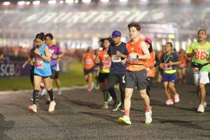 BIB: 
                            <button type="button" onclick="openModal(16348453)" class="btn btn-primary btn-sm float-right btn-popup" data-toggle="modal" data-target=".modal-high-quality">
                        <i class="fas fa-shopping-cart"></i> Add to Cart
                    </button>
                                            <button type="button" onclick="isThisMe(16348453, true)" class="btn btn-success btn-sm float-right btn-popup btn-isme hidden" data-toggle="tooltip" data-placement="bottom" title="นี่คือรูปของคุณใช่ไหม คลิกที่นี่เพื่อเอาเข้าอัลบั้ม">
                        <i class="fas fa-plus"></i> Add to album
                    </button>
                    <button type="button" onclick="isThisMe(16348453, false)" class="btn btn-warning btn-sm float-right btn-popup btn-isnotme hidden">
                        <i class="fas fa-ban"></i> Remove from album
                    </button>