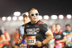 BIB: 22333
                            <button type="button" onclick="openModal(16339107)" class="btn btn-primary btn-sm float-right btn-popup" data-toggle="modal" data-target=".modal-high-quality">
                        <i class="fas fa-shopping-cart"></i> Add to Cart
                    </button>
                                            <button type="button" onclick="isThisMe(16339107, true)" class="btn btn-success btn-sm float-right btn-popup btn-isme hidden" data-toggle="tooltip" data-placement="bottom" title="นี่คือรูปของคุณใช่ไหม คลิกที่นี่เพื่อเอาเข้าอัลบั้ม">
                        <i class="fas fa-plus"></i> Add to album
                    </button>
                    <button type="button" onclick="isThisMe(16339107, false)" class="btn btn-warning btn-sm float-right btn-popup btn-isnotme hidden">
                        <i class="fas fa-ban"></i> Remove from album
                    </button>