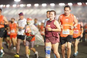 BIB: 24373
                            <button type="button" onclick="openModal(16338702)" class="btn btn-primary btn-sm float-right btn-popup" data-toggle="modal" data-target=".modal-high-quality">
                        <i class="fas fa-shopping-cart"></i> Add to Cart
                    </button>
                                            <button type="button" onclick="isThisMe(16338702, true)" class="btn btn-success btn-sm float-right btn-popup btn-isme hidden" data-toggle="tooltip" data-placement="bottom" title="นี่คือรูปของคุณใช่ไหม คลิกที่นี่เพื่อเอาเข้าอัลบั้ม">
                        <i class="fas fa-plus"></i> Add to album
                    </button>
                    <button type="button" onclick="isThisMe(16338702, false)" class="btn btn-warning btn-sm float-right btn-popup btn-isnotme hidden">
                        <i class="fas fa-ban"></i> Remove from album
                    </button>