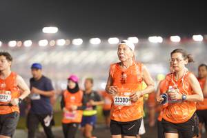 BIB: 1392, 23300
                            <button type="button" onclick="openModal(16347997)" class="btn btn-primary btn-sm float-right btn-popup" data-toggle="modal" data-target=".modal-high-quality">
                        <i class="fas fa-shopping-cart"></i> Add to Cart
                    </button>
                                            <button type="button" onclick="isThisMe(16347997, true)" class="btn btn-success btn-sm float-right btn-popup btn-isme hidden" data-toggle="tooltip" data-placement="bottom" title="นี่คือรูปของคุณใช่ไหม คลิกที่นี่เพื่อเอาเข้าอัลบั้ม">
                        <i class="fas fa-plus"></i> Add to album
                    </button>
                    <button type="button" onclick="isThisMe(16347997, false)" class="btn btn-warning btn-sm float-right btn-popup btn-isnotme hidden">
                        <i class="fas fa-ban"></i> Remove from album
                    </button>