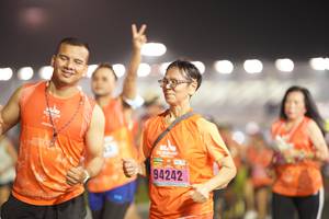 BIB: 94242
                            <button type="button" onclick="openModal(16341351)" class="btn btn-primary btn-sm float-right btn-popup" data-toggle="modal" data-target=".modal-high-quality">
                        <i class="fas fa-shopping-cart"></i> Add to Cart
                    </button>
                                            <button type="button" onclick="isThisMe(16341351, true)" class="btn btn-success btn-sm float-right btn-popup btn-isme hidden" data-toggle="tooltip" data-placement="bottom" title="นี่คือรูปของคุณใช่ไหม คลิกที่นี่เพื่อเอาเข้าอัลบั้ม">
                        <i class="fas fa-plus"></i> Add to album
                    </button>
                    <button type="button" onclick="isThisMe(16341351, false)" class="btn btn-warning btn-sm float-right btn-popup btn-isnotme hidden">
                        <i class="fas fa-ban"></i> Remove from album
                    </button>