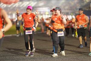 BIB: 26602, 27507
                            <button type="button" onclick="openModal(16358544)" class="btn btn-primary btn-sm float-right btn-popup" data-toggle="modal" data-target=".modal-high-quality">
                        <i class="fas fa-shopping-cart"></i> Add to Cart
                    </button>
                                            <button type="button" onclick="isThisMe(16358544, true)" class="btn btn-success btn-sm float-right btn-popup btn-isme hidden" data-toggle="tooltip" data-placement="bottom" title="นี่คือรูปของคุณใช่ไหม คลิกที่นี่เพื่อเอาเข้าอัลบั้ม">
                        <i class="fas fa-plus"></i> Add to album
                    </button>
                    <button type="button" onclick="isThisMe(16358544, false)" class="btn btn-warning btn-sm float-right btn-popup btn-isnotme hidden">
                        <i class="fas fa-ban"></i> Remove from album
                    </button>