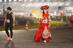 BIB: 195, 5486
                            <button type="button" onclick="openModal(16652465)" class="btn btn-primary btn-sm float-right btn-popup" data-toggle="modal" data-target=".modal-high-quality">
                        <i class="fas fa-shopping-cart"></i> Add to Cart
                    </button>
                                            <button type="button" onclick="isThisMe(16652465, true)" class="btn btn-success btn-sm float-right btn-popup btn-isme hidden" data-toggle="tooltip" data-placement="bottom" title="นี่คือรูปของคุณใช่ไหม คลิกที่นี่เพื่อเอาเข้าอัลบั้ม">
                        <i class="fas fa-plus"></i> Add to album
                    </button>
                    <button type="button" onclick="isThisMe(16652465, false)" class="btn btn-warning btn-sm float-right btn-popup btn-isnotme hidden">
                        <i class="fas fa-ban"></i> Remove from album
                    </button>