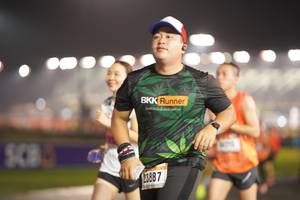 BIB: 2388
                            <button type="button" onclick="openModal(16335468)" class="btn btn-primary btn-sm float-right btn-popup" data-toggle="modal" data-target=".modal-high-quality">
                        <i class="fas fa-shopping-cart"></i> Add to Cart
                    </button>
                                            <button type="button" onclick="isThisMe(16335468, true)" class="btn btn-success btn-sm float-right btn-popup btn-isme hidden" data-toggle="tooltip" data-placement="bottom" title="นี่คือรูปของคุณใช่ไหม คลิกที่นี่เพื่อเอาเข้าอัลบั้ม">
                        <i class="fas fa-plus"></i> Add to album
                    </button>
                    <button type="button" onclick="isThisMe(16335468, false)" class="btn btn-warning btn-sm float-right btn-popup btn-isnotme hidden">
                        <i class="fas fa-ban"></i> Remove from album
                    </button>