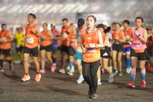 BIB: 26098, 8042
                            <button type="button" onclick="openModal(16342537)" class="btn btn-primary btn-sm float-right btn-popup" data-toggle="modal" data-target=".modal-high-quality">
                        <i class="fas fa-shopping-cart"></i> Add to Cart
                    </button>
                                            <button type="button" onclick="isThisMe(16342537, true)" class="btn btn-success btn-sm float-right btn-popup btn-isme hidden" data-toggle="tooltip" data-placement="bottom" title="นี่คือรูปของคุณใช่ไหม คลิกที่นี่เพื่อเอาเข้าอัลบั้ม">
                        <i class="fas fa-plus"></i> Add to album
                    </button>
                    <button type="button" onclick="isThisMe(16342537, false)" class="btn btn-warning btn-sm float-right btn-popup btn-isnotme hidden">
                        <i class="fas fa-ban"></i> Remove from album
                    </button>