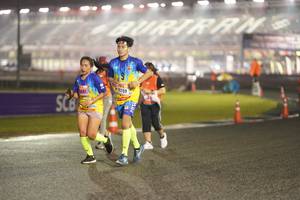 BIB: 21709
                            <button type="button" onclick="openModal(16666605)" class="btn btn-primary btn-sm float-right btn-popup" data-toggle="modal" data-target=".modal-high-quality">
                        <i class="fas fa-shopping-cart"></i> Add to Cart
                    </button>
                                            <button type="button" onclick="isThisMe(16666605, true)" class="btn btn-success btn-sm float-right btn-popup btn-isme hidden" data-toggle="tooltip" data-placement="bottom" title="นี่คือรูปของคุณใช่ไหม คลิกที่นี่เพื่อเอาเข้าอัลบั้ม">
                        <i class="fas fa-plus"></i> Add to album
                    </button>
                    <button type="button" onclick="isThisMe(16666605, false)" class="btn btn-warning btn-sm float-right btn-popup btn-isnotme hidden">
                        <i class="fas fa-ban"></i> Remove from album
                    </button>