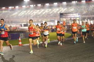 BIB: 948
                            <button type="button" onclick="openModal(16418609)" class="btn btn-primary btn-sm float-right btn-popup" data-toggle="modal" data-target=".modal-high-quality">
                        <i class="fas fa-shopping-cart"></i> Add to Cart
                    </button>
                                            <button type="button" onclick="isThisMe(16418609, true)" class="btn btn-success btn-sm float-right btn-popup btn-isme hidden" data-toggle="tooltip" data-placement="bottom" title="นี่คือรูปของคุณใช่ไหม คลิกที่นี่เพื่อเอาเข้าอัลบั้ม">
                        <i class="fas fa-plus"></i> Add to album
                    </button>
                    <button type="button" onclick="isThisMe(16418609, false)" class="btn btn-warning btn-sm float-right btn-popup btn-isnotme hidden">
                        <i class="fas fa-ban"></i> Remove from album
                    </button>