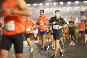 BIB: 23273, 0994
                            <button type="button" onclick="openModal(16448102)" class="btn btn-primary btn-sm float-right btn-popup" data-toggle="modal" data-target=".modal-high-quality">
                        <i class="fas fa-shopping-cart"></i> Add to Cart
                    </button>
                                            <button type="button" onclick="isThisMe(16448102, true)" class="btn btn-success btn-sm float-right btn-popup btn-isme hidden" data-toggle="tooltip" data-placement="bottom" title="นี่คือรูปของคุณใช่ไหม คลิกที่นี่เพื่อเอาเข้าอัลบั้ม">
                        <i class="fas fa-plus"></i> Add to album
                    </button>
                    <button type="button" onclick="isThisMe(16448102, false)" class="btn btn-warning btn-sm float-right btn-popup btn-isnotme hidden">
                        <i class="fas fa-ban"></i> Remove from album
                    </button>