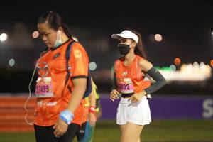 BIB: 27499, 802
                            <button type="button" onclick="openModal(16654283)" class="btn btn-primary btn-sm float-right btn-popup" data-toggle="modal" data-target=".modal-high-quality">
                        <i class="fas fa-shopping-cart"></i> Add to Cart
                    </button>
                                            <button type="button" onclick="isThisMe(16654283, true)" class="btn btn-success btn-sm float-right btn-popup btn-isme hidden" data-toggle="tooltip" data-placement="bottom" title="นี่คือรูปของคุณใช่ไหม คลิกที่นี่เพื่อเอาเข้าอัลบั้ม">
                        <i class="fas fa-plus"></i> Add to album
                    </button>
                    <button type="button" onclick="isThisMe(16654283, false)" class="btn btn-warning btn-sm float-right btn-popup btn-isnotme hidden">
                        <i class="fas fa-ban"></i> Remove from album
                    </button>