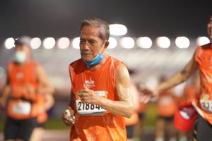 BIB: 21804
                            <button type="button" onclick="openModal(16490208)" class="btn btn-primary btn-sm float-right btn-popup" data-toggle="modal" data-target=".modal-high-quality">
                        <i class="fas fa-shopping-cart"></i> Add to Cart
                    </button>
                                            <button type="button" onclick="isThisMe(16490208, true)" class="btn btn-success btn-sm float-right btn-popup btn-isme hidden" data-toggle="tooltip" data-placement="bottom" title="นี่คือรูปของคุณใช่ไหม คลิกที่นี่เพื่อเอาเข้าอัลบั้ม">
                        <i class="fas fa-plus"></i> Add to album
                    </button>
                    <button type="button" onclick="isThisMe(16490208, false)" class="btn btn-warning btn-sm float-right btn-popup btn-isnotme hidden">
                        <i class="fas fa-ban"></i> Remove from album
                    </button>